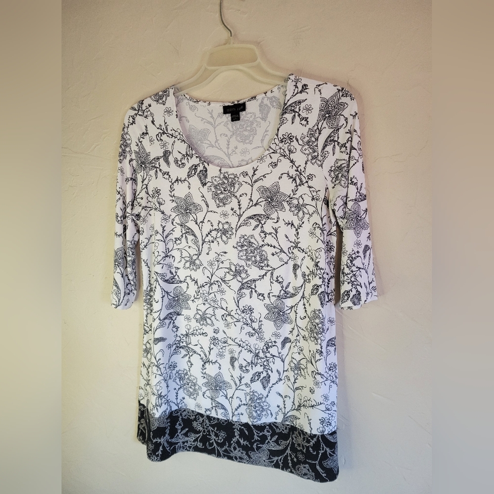 J.Jill Wearever collection floral long sleeve tshirt stretch blouse,sz S petite